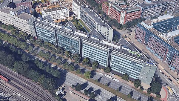 VTG-Gebäude, Hamburg (Amsinckstr.) - Planung der Dachsanierung und Geräteaufständerung - Google Earth ©2009 GeoBasis-DE/BKG